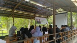 "Akademisi Untan mendukung langkah Menteri Bahlil menempatkan aparat aktif di Kementerian ESDM. Strategi ini dinilai efektif untuk mempercepat pemberantasan mafia tambang."