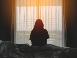 4 Hal yang Bisa Dilakukan Saat Kesepian Menyerang, Selain Main Medsos