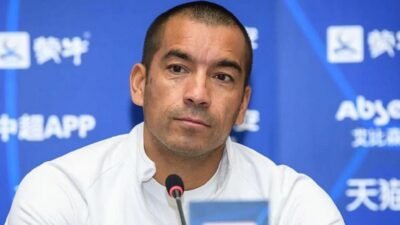 Analisis Pakar: Alasan G. van Bronckhorst Layak Latih Timnas