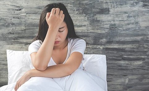 "Validasi emosi itu penting, tapi jika berlebihan justru jadi bumerang bagi mental. Simak 5 dampak negatif terjebak dalam perasaan sendiri yang bisa menghambat kemajuan hidupmu."