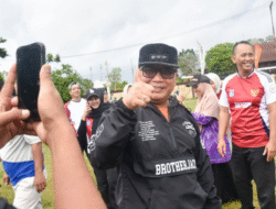 Tinjau Lomba Tarik Tambang, Sujiwo Semangati ASN Kubu Raya: Jaga Kekompakan!