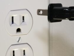 Wajib Dicoba! 7 Kebiasaan Sehari-hari Ini Ampuh Turunkan Tagihan Listrik Tanpa Korbankan Kenyamanan