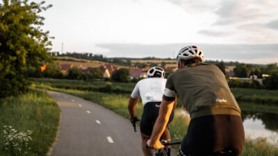 Dr. Tirta Belajar Mendengar: Titik Balik Refleksi Diri Lewat Gowes