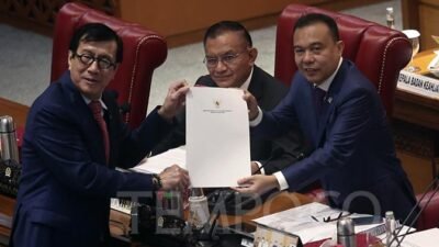 "Menjawab kekhawatiran publik soal wewenang polisi di KUHAP baru, DPR mengklaim penyadapan dan penyitaan aset tetap wajib izin hakim, bukan tindakan sepihak."