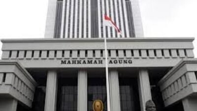 Bawas MA ungkap 74 hakim dijatuhi hukuman disiplin hakim sepanjang 2025. Sebanyak 18 hakim lainnya terancam dipecat karena kasus pengurusan perkara hingga asusila.