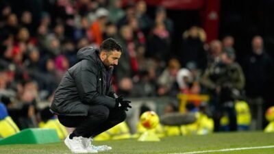 Hasil Liga Inggris: MU Kalah 0-1 dari Everton 10 Pemain