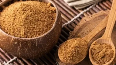 "Indonesia kaya akan pemanis alami. Jangan sampai salah beli, kenali perbedaan 5 jenis gula asli Indonesia mulai dari gula aren, gula lontar, hingga gula batu dan kegunaannya."