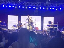Rony Parulian Sukses Hipnotis Ribuan Fans di Borneo Fair Pontianak