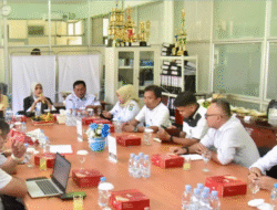 Progres Tembus 74 Persen, Utusan Istana dan Kemenkes ‘Turun Gunung’ Cek Fisik RSUD Kubu Raya