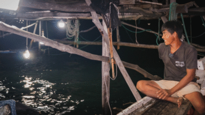 Musim Panen Tiba, Nelayan Karimata Dibekali Teknologi Lampu Celup