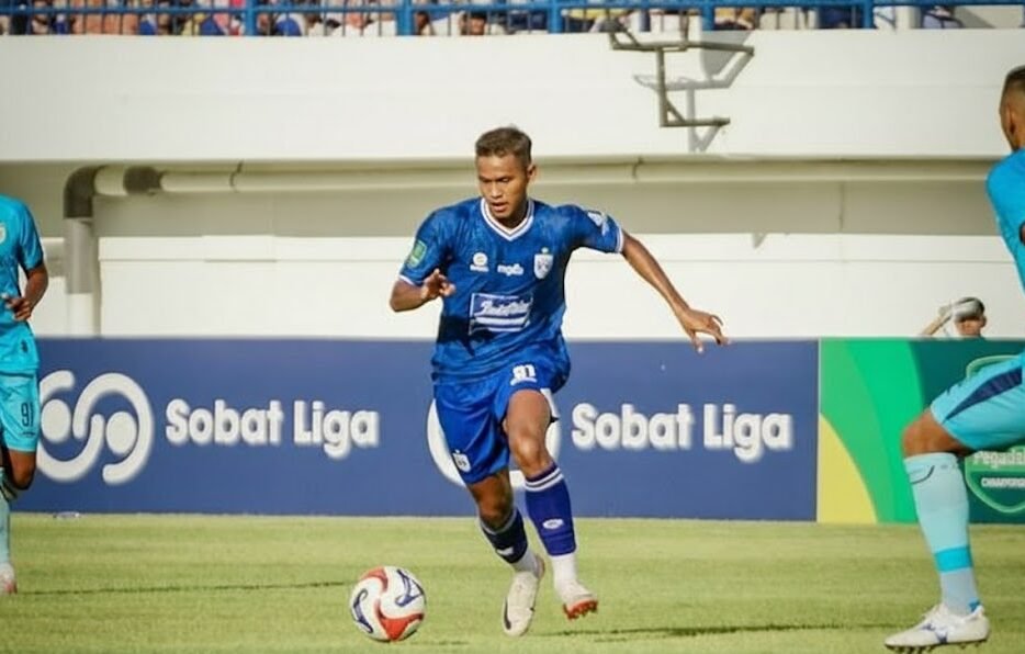 "persela-lamongan-vs-psis-semarang"