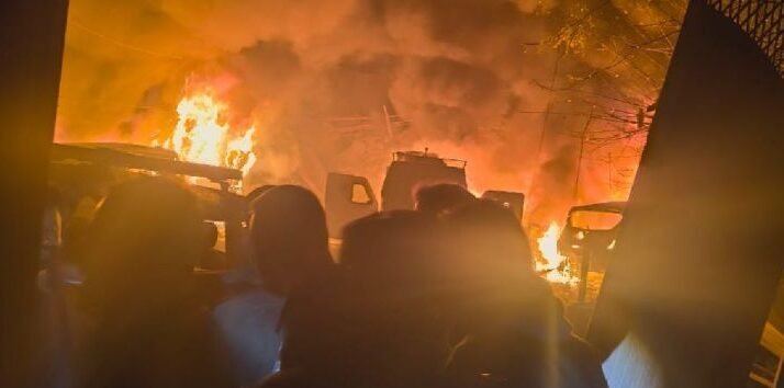 "Polisi India membantah klaim kelompok militan PAFF terkait ledakan kantor polisi di Kashmir. Polisi sebut ledakan yang tewaskan 9 orang itu murni kecelakaan."