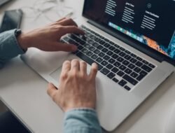 15 Cara Memperkuat Sinyal WiFi di Laptop: Atur Posisi Router, Channel, hingga Upgrade Driver