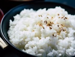 Rahasia Nasi Pulen dan Empuk: Ini Cara Mencuci Beras yang Benar untuk Rice Cooker