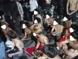Diduga Hendak Tawuran, 27 Remaja Bersenjata Tajam di Pontianak Barat Diamankan Polisi