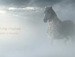 Lagi Patah Hati? Ini 5 Lagu Taylor Swift Paling “Ngena” untuk Menemani Masa Galaumu