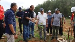 "Adi-Yani-Kadis-LHK-Mayawana-Persada"