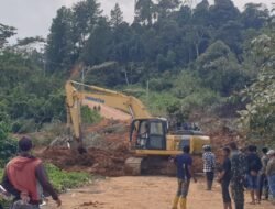 Kebut Pembersihan Material Longsor Gunung Salak, Tim Gabungan Pulihkan Akses Jalan Bener Meriah