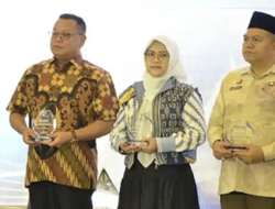 Akselerasi Digital! Bank Kalbar Raih Dua Penghargaan QRIS Terbaik di PTBI 2025