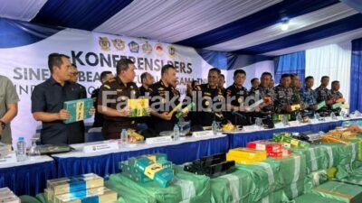 "Bea-Cukai-Kalbar-Rokok-Ilegal-TNI-AL"