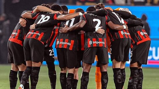 AC Milan Kalah dari Napoli, Rabiot Akui Lini Belakang Rapuh