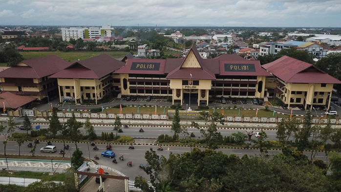Markas Kepolisian Daerah Kalimantan Barat (Polda Kalbar). Penanganan laporan masyarakat di Direktorat Reserse Kriminal Umum (Ditreskrimum) Polda Kalbar kembali menjadi sorotan publik terkait transparansi penyelidikan. (Dok. ditreskrimumpdkalbar)
