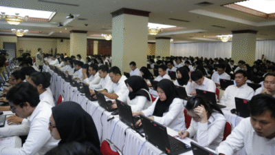 Ilustrasi Pelaksanaan Seleksi CPNS. Menteri PANRB Rini Widyantini sinyalkan Rekrutmen CPNS 2026 fokus pada fresh graduate untuk regenerasi birokrasi. (Dok. Kemenpanrb)