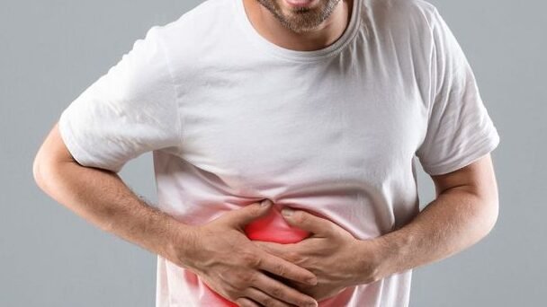 Ilustrasi - Salah mengonsumsi makanan pemicu dapat menyebabkan asam lambung naik drastis dan menimbulkan rasa nyeri yang menyiksa di area perut.