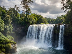 Petualangan Seru di Air Terjun Banegar dan Riam Dait Landak