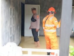 Pasang Laut 50 Cm Rendam Empat Desa di Sukadana, Motor Warga Terpaksa Diangkut Petugas