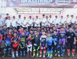 Cari Bibit Unggul, Alexander Wilyo Buka Kejuaraan Grasstrack Piala Bupati Ketapang 2025
