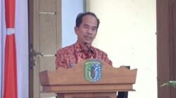 "Perjuangan pembentukan Provinsi Kapuas Raya sudah berjalan dua dekade. Bupati Sintang Gregorius Bala peringatkan agar kepentingan politik tidak mengandaskan persiapan panjang ini."