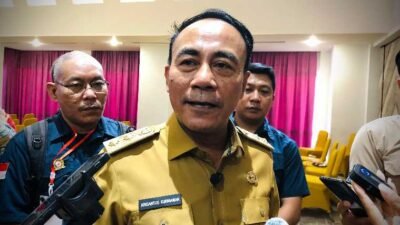 "Wagub Kalbar Kristantus Kurniawan dituduh jadi 'dalang' yang melaporkan kasus BP2TD dan Jalan Mempawah. Konflik diakui terjadi sejak sebelum pelantikan akibat foto viral."