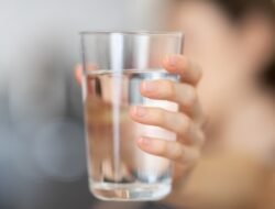 Penting! Inilah Cara Menjaga Kesehatan Ginjal dan Dampak Bahaya Dehidrasi Bagi Organ Vital