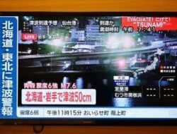Gempa Dahsyat M 7,6 Guncang Jepang: Tsunami Terpantau di Dua Lokasi, Peringatan Kini Dicabut