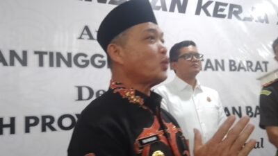 "Gubernur Kalbar Ria Norsan dukung penerapan pidana kerja sosial. Ia usulkan sanksi membersihkan rumah ibadah seperti masjid dan gereja bagi para pelaku."