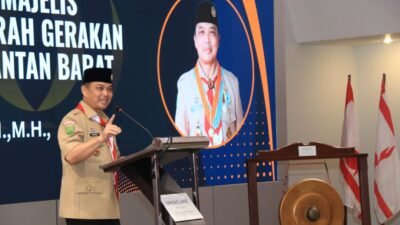 Gubernur Kalimantan Barat, Ria Norsan, saat memberikan sambutan dan arahan dalam pembukaan Musyawarah Daerah Gerakan Pramuka Kalbar Tahun 2025 di Hotel Mercure Pontianak, Jumat (12/12/2025).