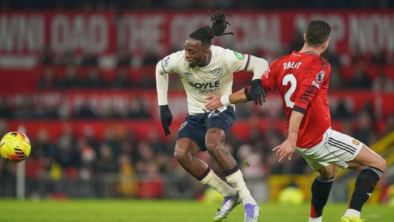 Setan Merah sempat tampil dominan dan unggul terlebih dahulu berkat gol Diogo Dalot.