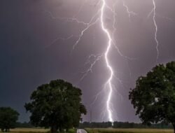 Prakiraan Cuaca Malam Tahun Baru di Kalbar