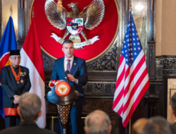 Babak Baru Diplomasi, Indroyono Soesilo Resmi Serahkan Surat Kepercayaan ke Presiden Trump