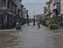 Banjir Rob di Ketapang Rendam Permukiman Warga