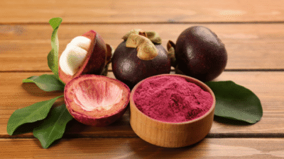 Jangan Dibuang! Ini 6 Manfaat Ajaib Kulit Manggis untuk Kulit Wajah Glowing dan Awet Muda