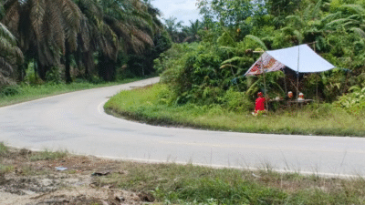 Suasana mediasi damai antara keluarga korban kecelakaan lalu lintas Pal 16 Ngabang dan pihak perusahaan PT MDP yang berlangsung di Polres Landak. (Dok. HO/Faktakalbar.id)