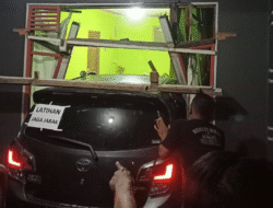 Belajar Nyetir di Pemukiman, Mobil ‘Latihan Jaga Jarak’ Malah Seruduk Rumah Warga di Jawai Selatan