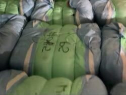 Modus Baru Penyelundupan Ballpress: Dikemas Jadi ‘Preloved’ dari Perbatasan Kalbar, Pasok Pasar Bandung