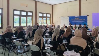 "HIMA PGMI UNISSAS menggelar Musyawarah Besar (Mubes) 2025 untuk memilih kepemimpinan baru. Fokus pada regenerasi berintegritas dan memperkokoh persaudaraan mahasiswa."