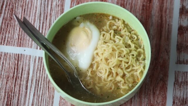 Berapa Lama Mi Instan Dicerna? Ini 3 Penyebabnya Menurut Dokter