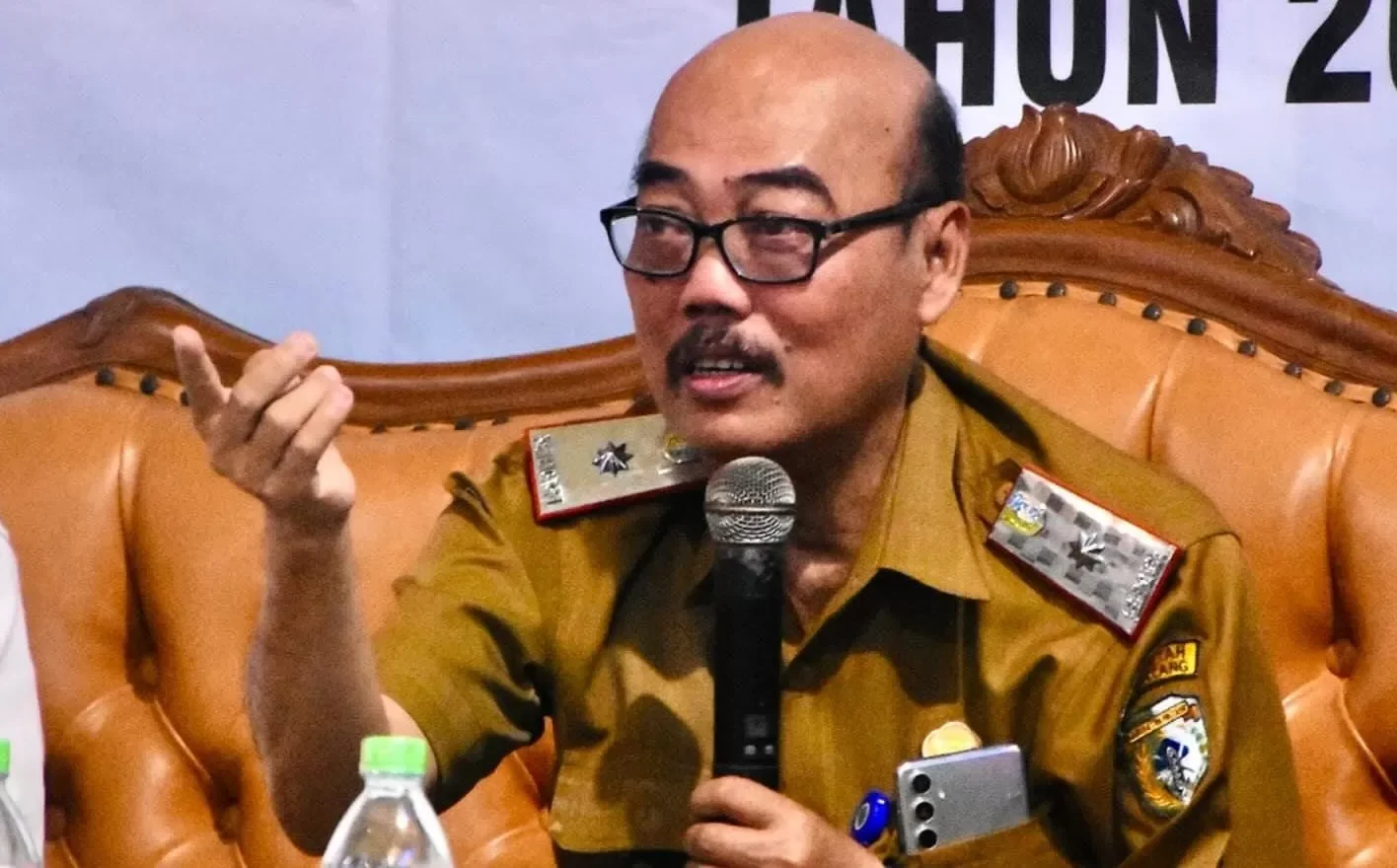 "Klaim landasan hukum kuat sejak 2013, namun Provinsi Kapuas Raya tak kunjung terbentuk. Seminar terbaru desak realisasi konkret, bukan sekadar wacana di atas kertas."
