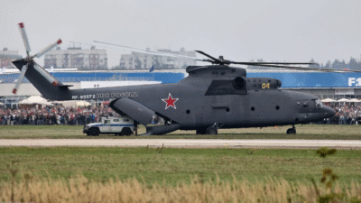 Helikopter angkut berat Mi-26 buatan Rusia yang disebut Presiden Prabowo akan segera didatangkan untuk memperkuat armada udara Indonesia. (Dok. Ist)