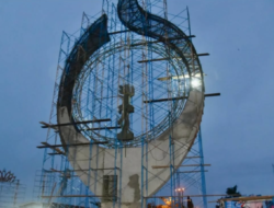 Bukan Pesta Biasa, Sujiwo Resmikan Tugu Mangrove Sambil Galang Dana untuk Korban Bencana Sumatera